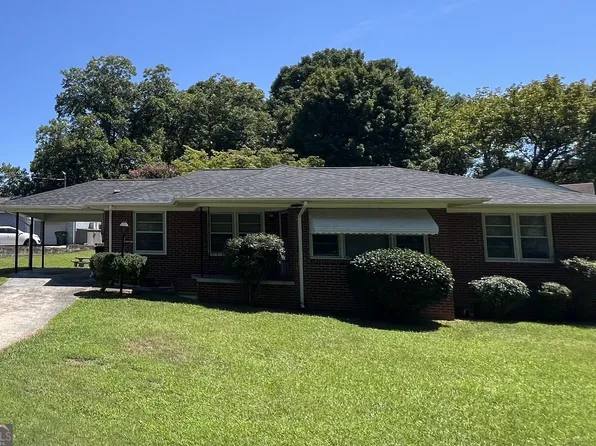 115 Charles Ave, Marietta, GA 30067