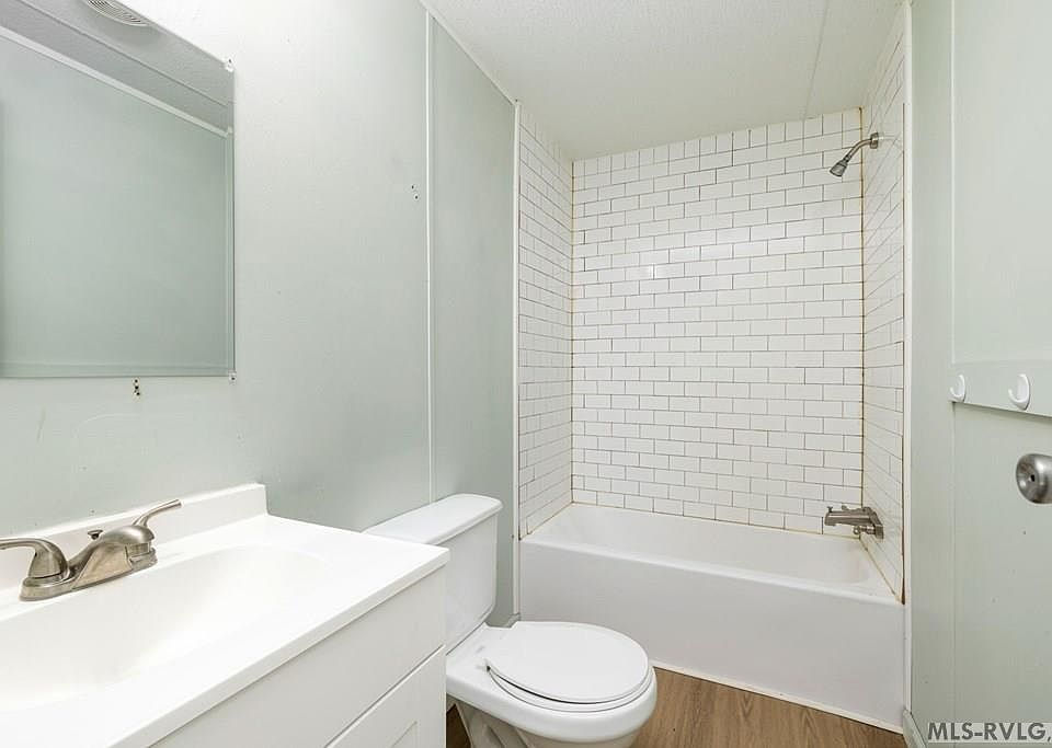 22nd image of 149 Greenvalley Dr