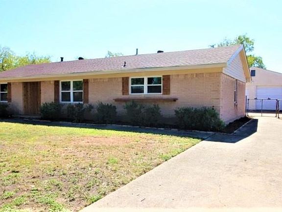 2nd image of 922 Havenwood Dr