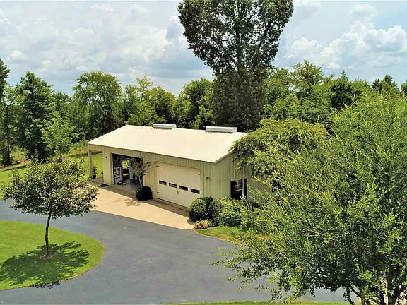4th image of 419 Meadowbrook Ln