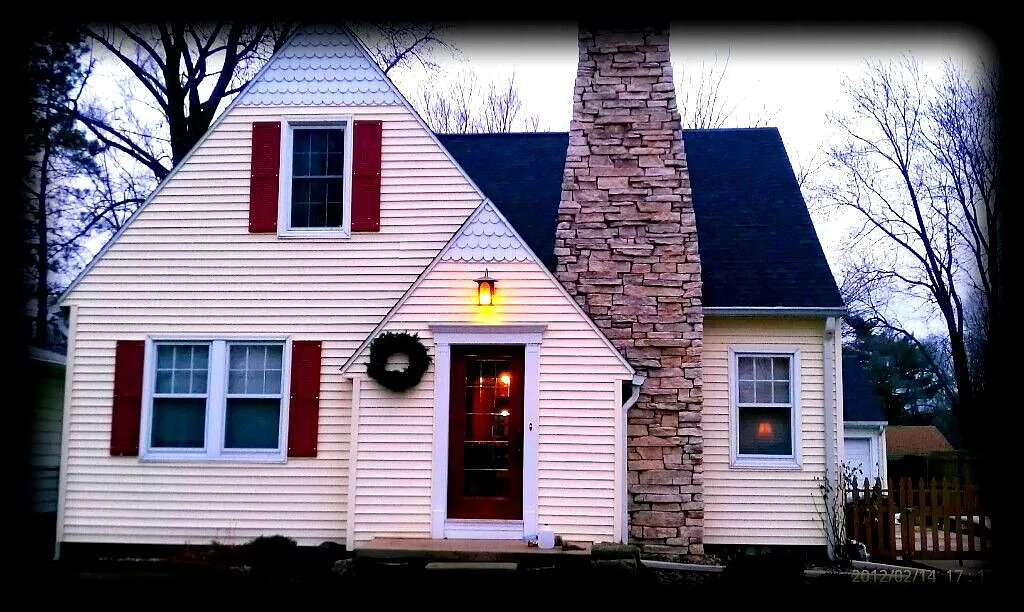 210 Bird Ave photo 1