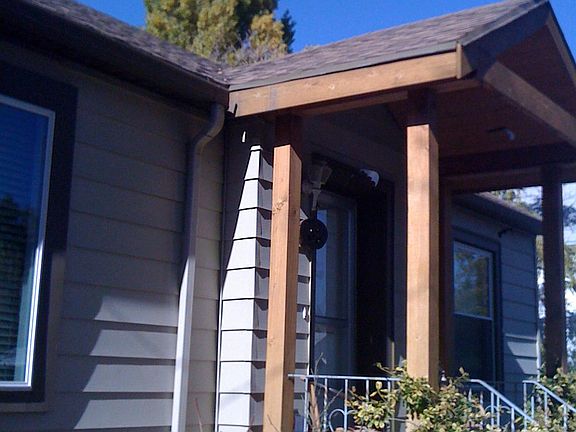 2nd image of 2820 S Lake St