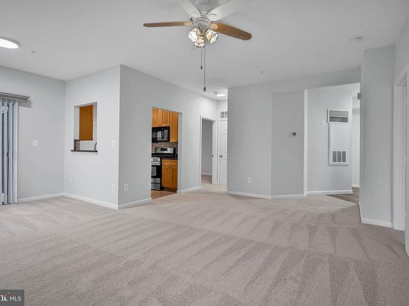 4th image of 5947 Founders Hill Dr Unit 203