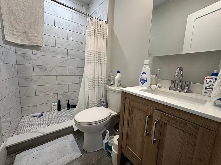 68-70 L St #1 — Photo 9