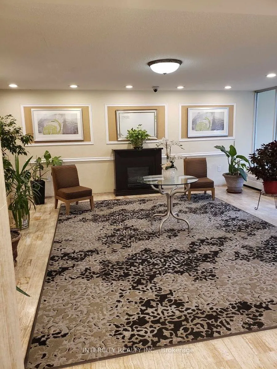 Building Photo - 335 Driftwood Ave #1210