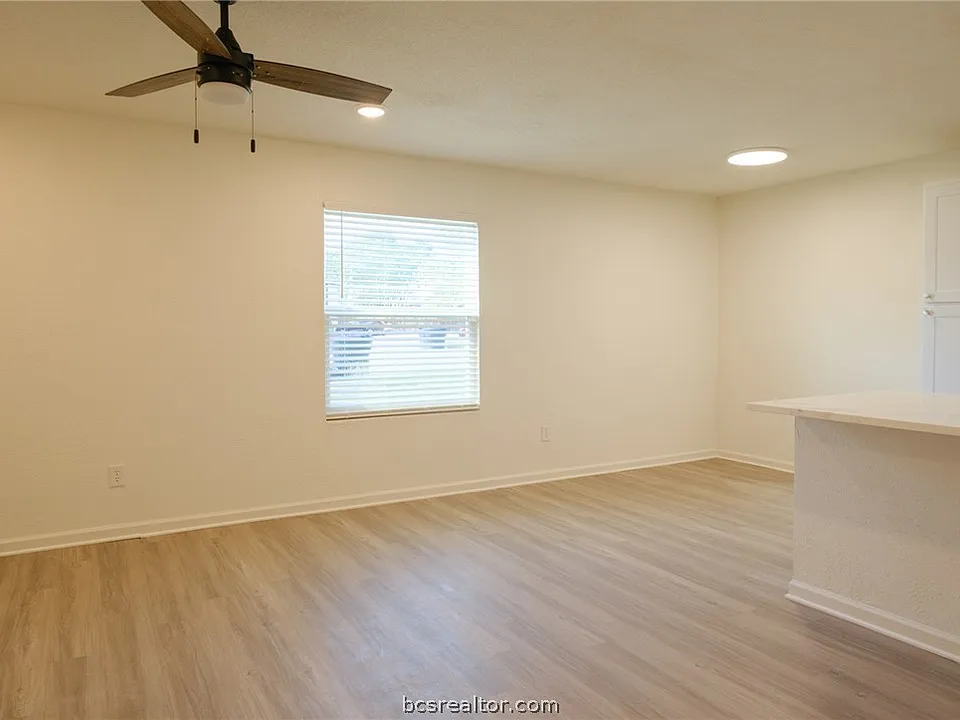 1500 Alpine Cir #A