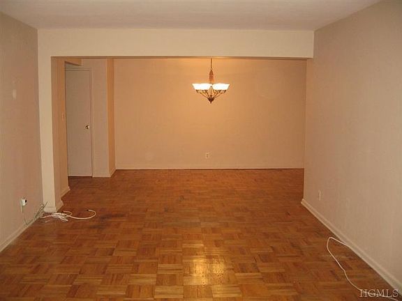 2nd image of 120 Dehaven Dr APT 128