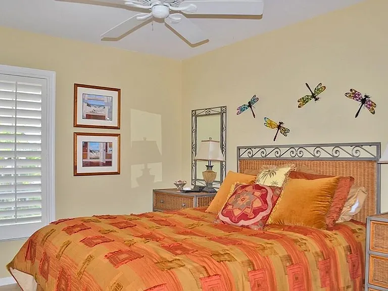 5635 Turtle Bay Dr #6 — Photo 6