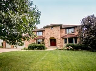 24359 W Ainsdale Ct, Naperville, IL 60564