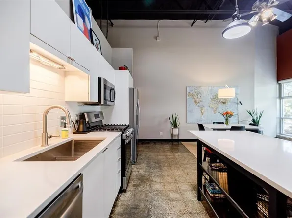 5200 Peachtree Rd APT 1104, Chamblee, GA 30341