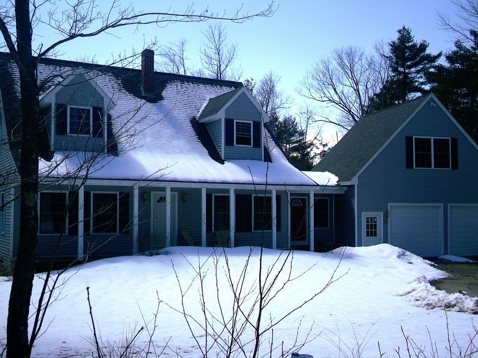 Spring Snow in Maine