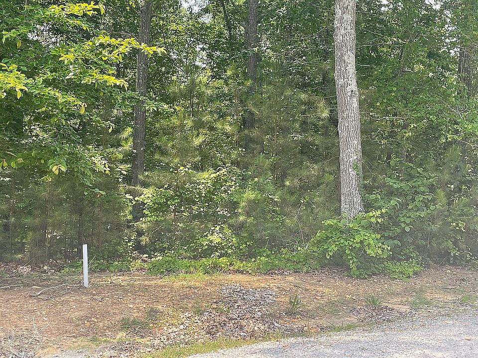 2nd image of Shady Tree Ln