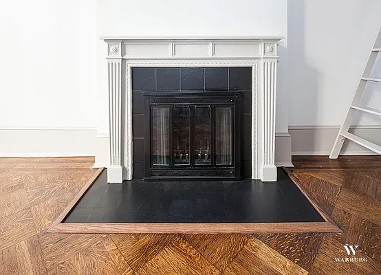 Rented by Warburg | media 43