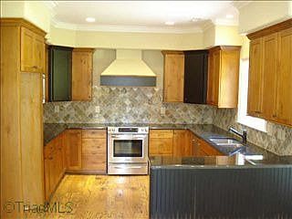 3rd image of 1267 Meadow Chase Dr