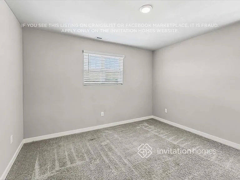 786 Mickelson Way — Photo 14