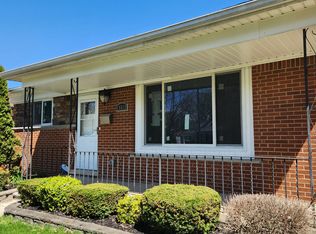 15512 Denby St, Redford, MI 48239