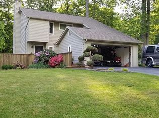 237 Picadilly Ln, Gray, TN 37615