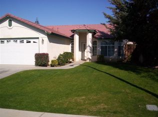 8800 Hoodsport Ave, Bakersfield, CA 93312