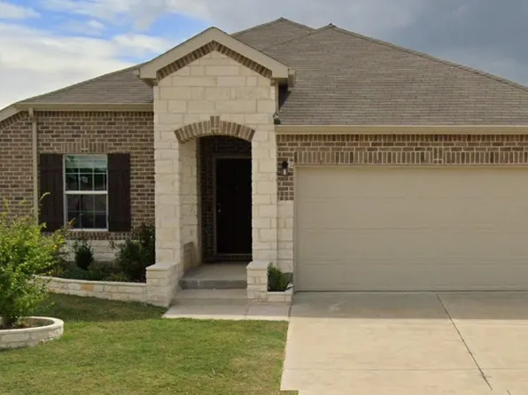 1028 Vernon Dr, Aubrey, TX 76227