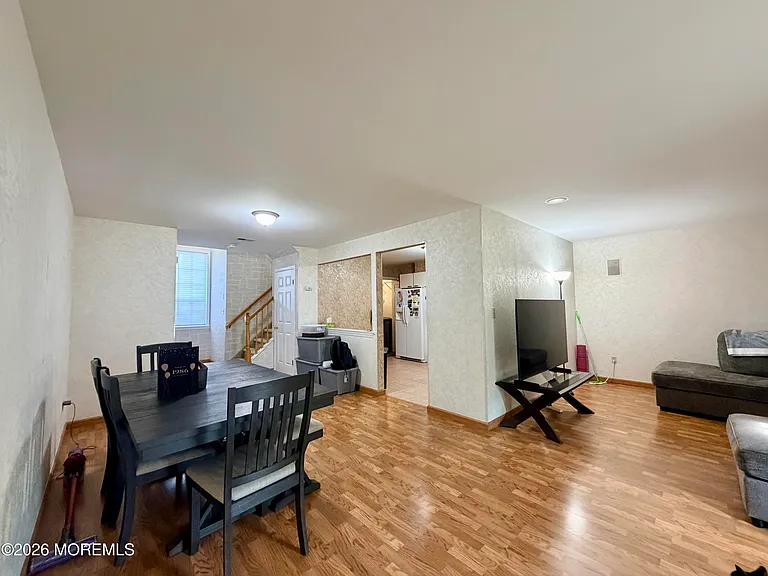 743 Banyan Ct — Photo 9