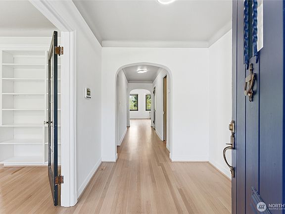 5th image of 614 35th Avenue