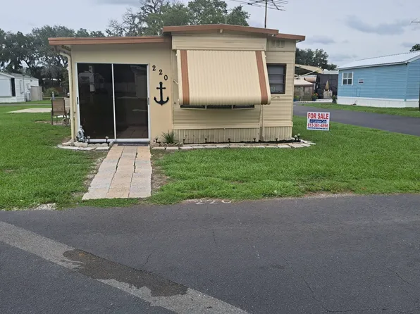37400 Chancey Rd #220, Zephyrhills, FL 33541