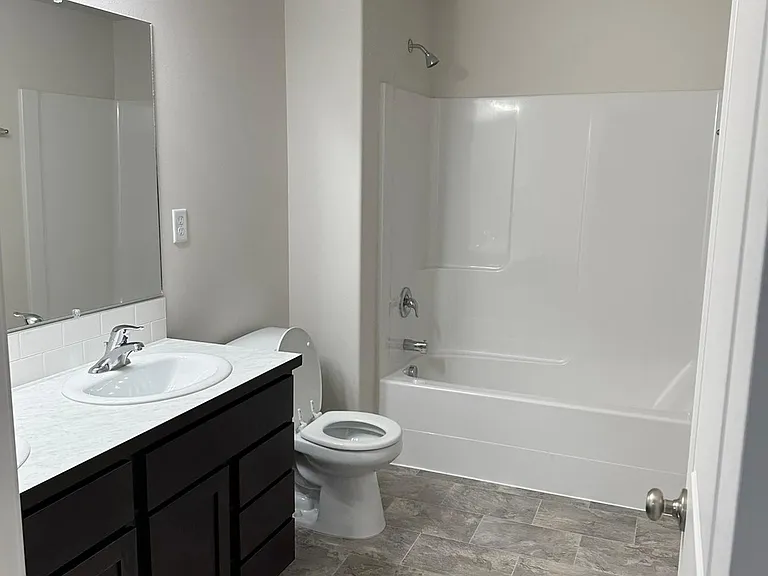 1118 Sequoia Rd — Photo 6