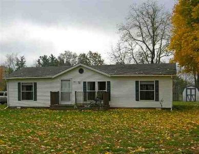 102 E Jefferson St, Mentone, IN, 46539