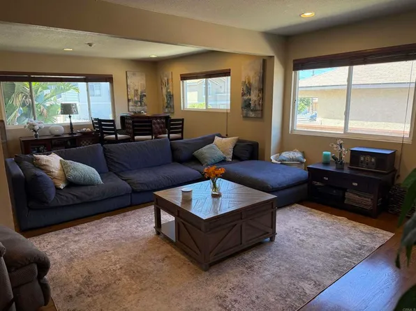 2707 Carnegie Ln #1, Redondo Beach, CA 90278