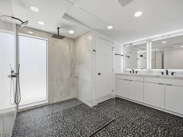 701 Canosa Ave — Photo 17