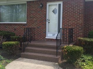 37 Hunting Rd, Cheektowaga, NY 14215