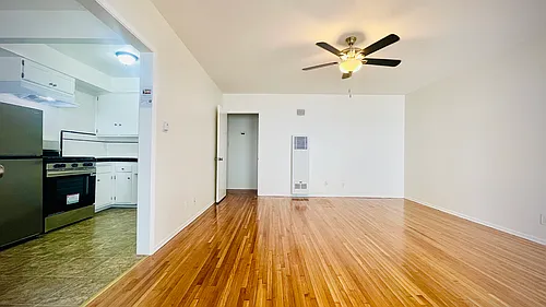 846 Palm Ave #3 Photo 1