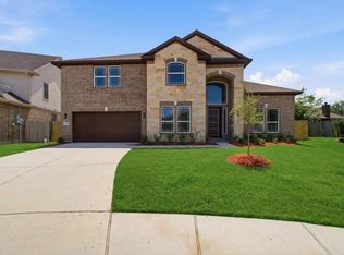 1015 Fairway Dr, La Porte, TX 77571