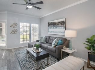 400 W Bitters Rd APT 807, San Antonio, TX 78216