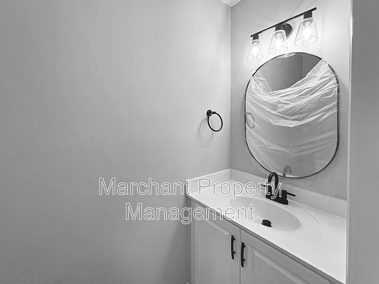 329 Riverside Chase Cir — Photo 27