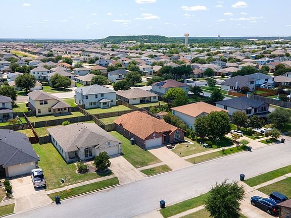 2nd image of 4708 Sydney Harbour Ct