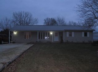 7360 E 5290s Rd, Saint Anne, IL 60964