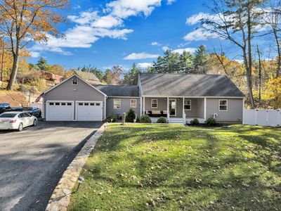 68 E Main St, Hopkinton, MA, 01748