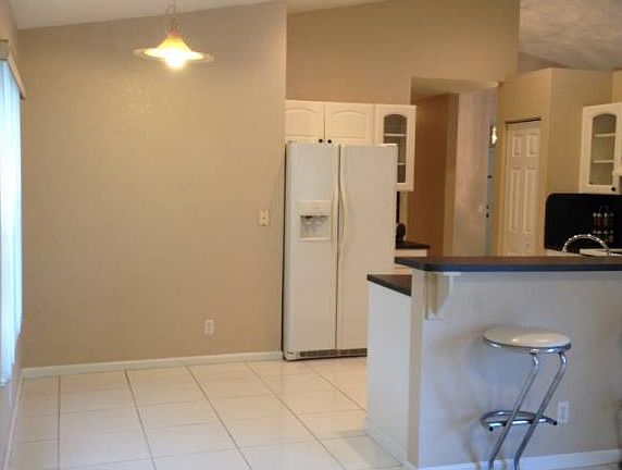 5th image of 3201 NW 123rd Ave