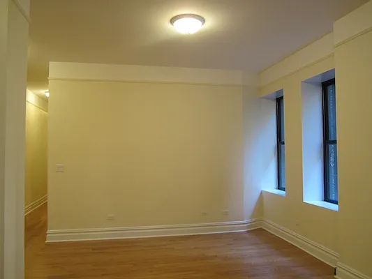 Rented by Stonecrest Realty | media 17