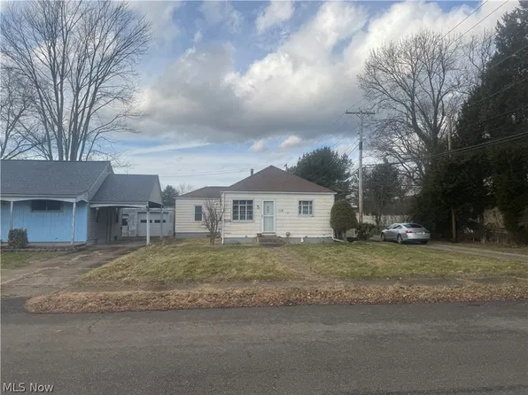 119 W 23rd St, Dover, OH 44622