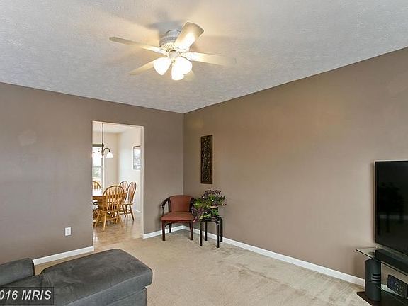 5th image of 121 Paradise Ct