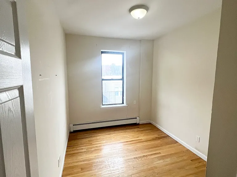 22-67 27th St #3 — Photo 18