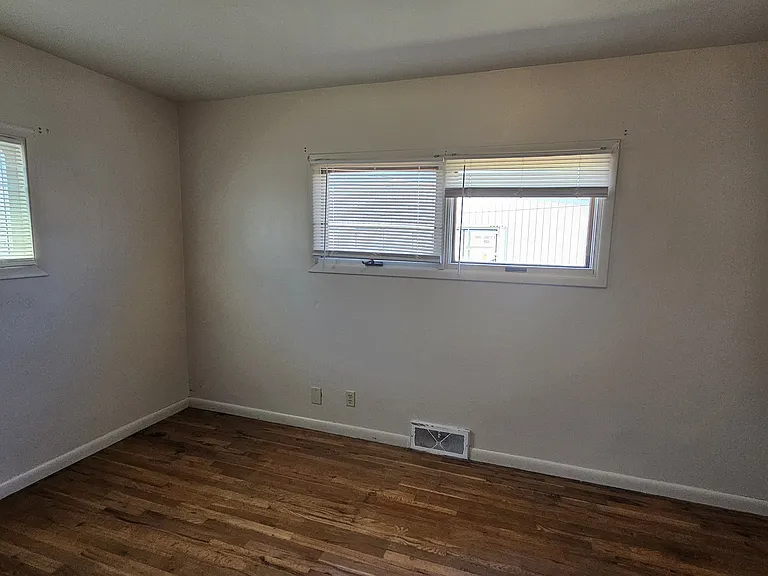 1215 E Saint Francis St — Photo 26
