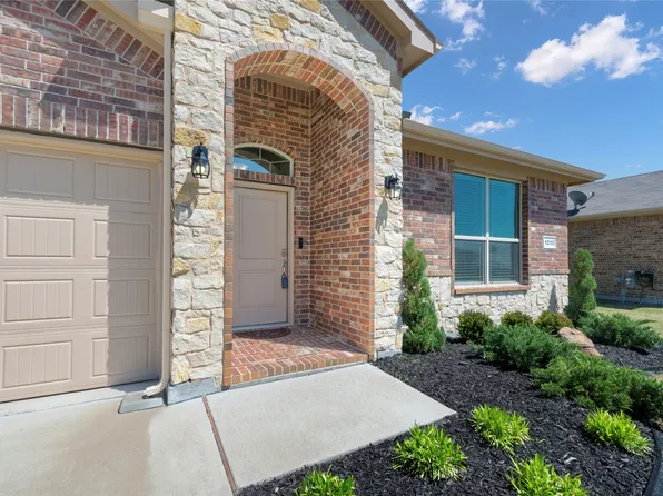 1213 Tiburon Trl, Cleburne, TX 76033