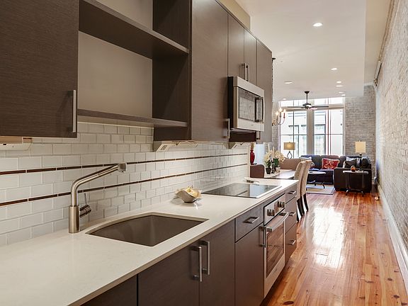 4th image of 528 Bienville St APT 2A
