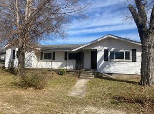 904 Wyandotte Ave, Baxter Springs, KS 66713