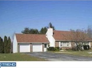 1703 Valmont Dr, E Fallowfield, PA 19320