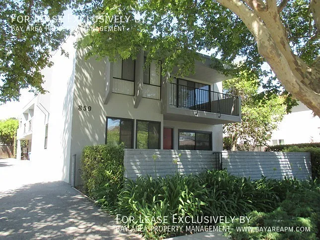 859 Highland Ave #3 — Photo 1