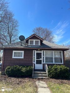 1617 Van Buren St, Saginaw, MI, 48602